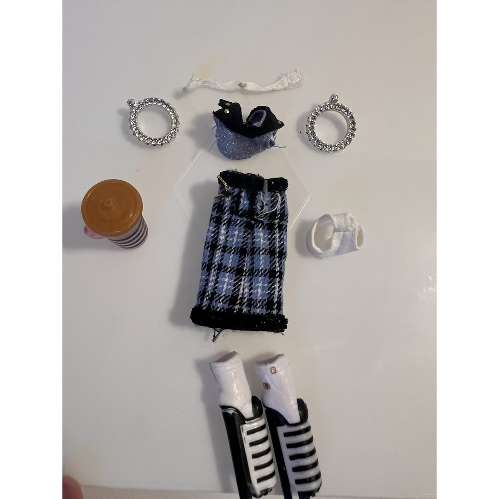 LOL Surprise Doll Uptown Girl Family Hair Salon Piano Doll OUTFIT ONLY No Doll